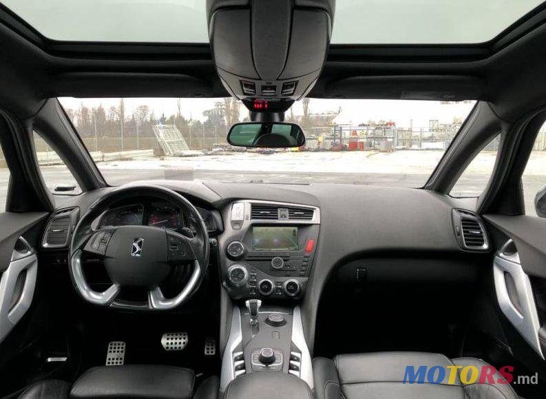 2013' Citroen DS5 photo #2