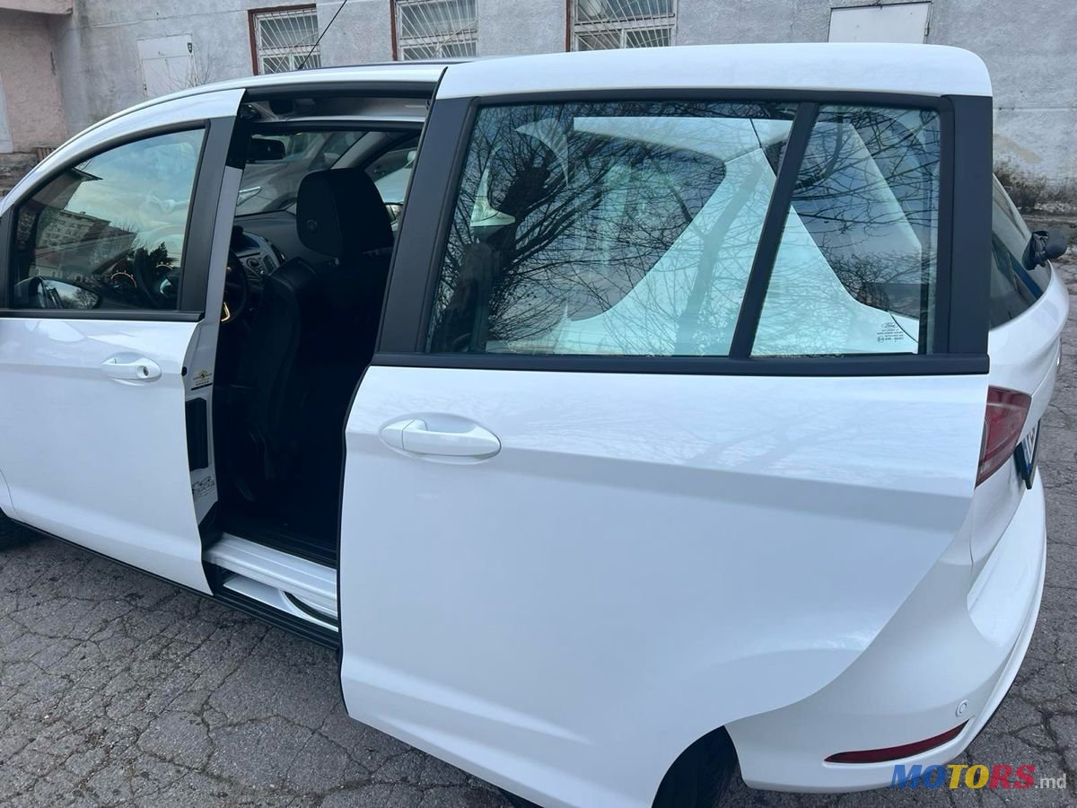 2013' Ford B-MAX photo #6