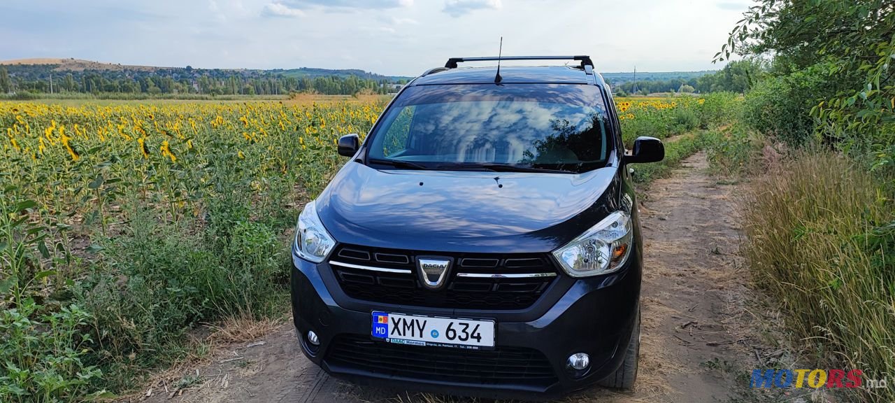 2020' Dacia Lodgy photo #3