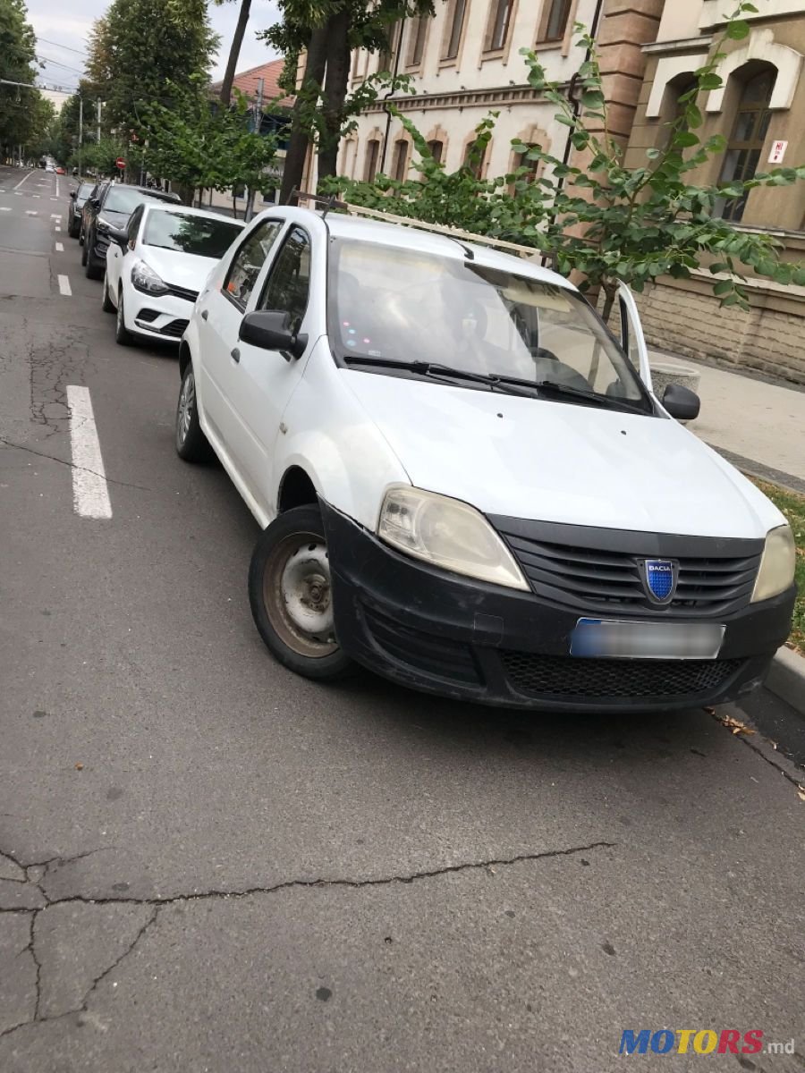 2012' Dacia Logan photo #5