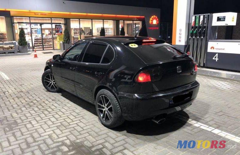 2001' SEAT Leon photo #1