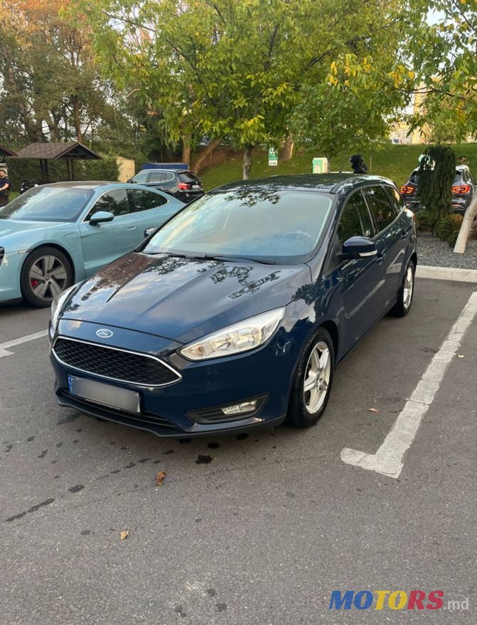 2016' Ford Focus photo #2