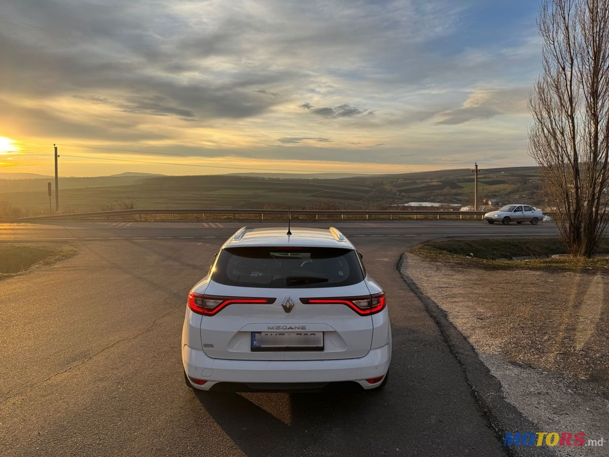 2019' Renault Megane photo #2