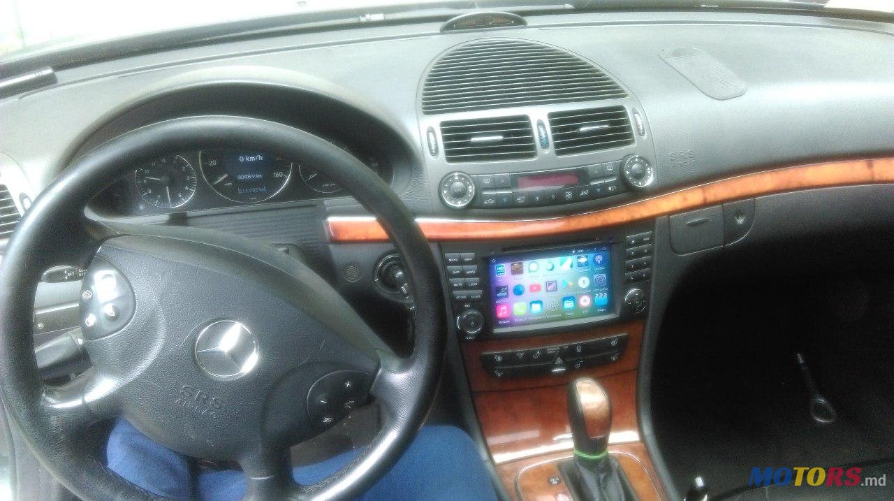 2003' Mercedes-Benz E-Class E500 photo #3