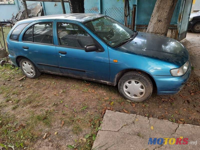 1995' Nissan Almera photo #1