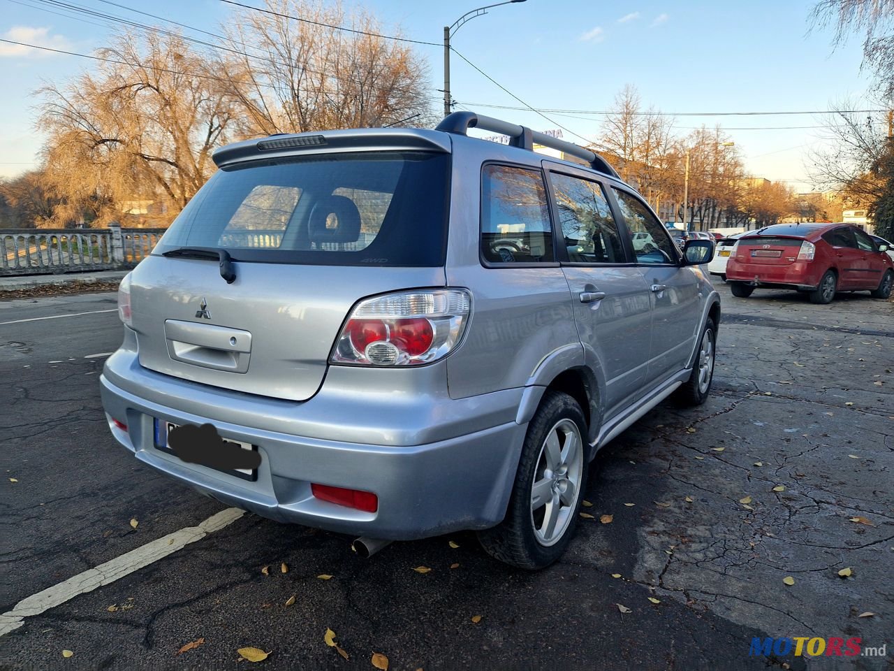 2007' Mitsubishi Outlander photo #4