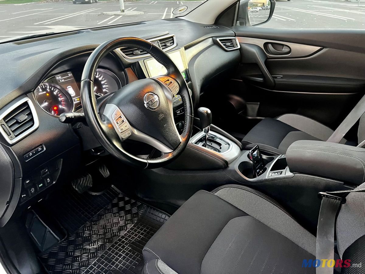2015' Nissan Qashqai photo #6