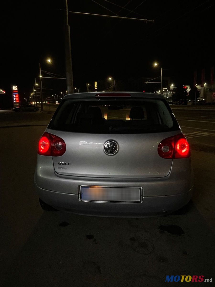 2008' Volkswagen Golf photo #6