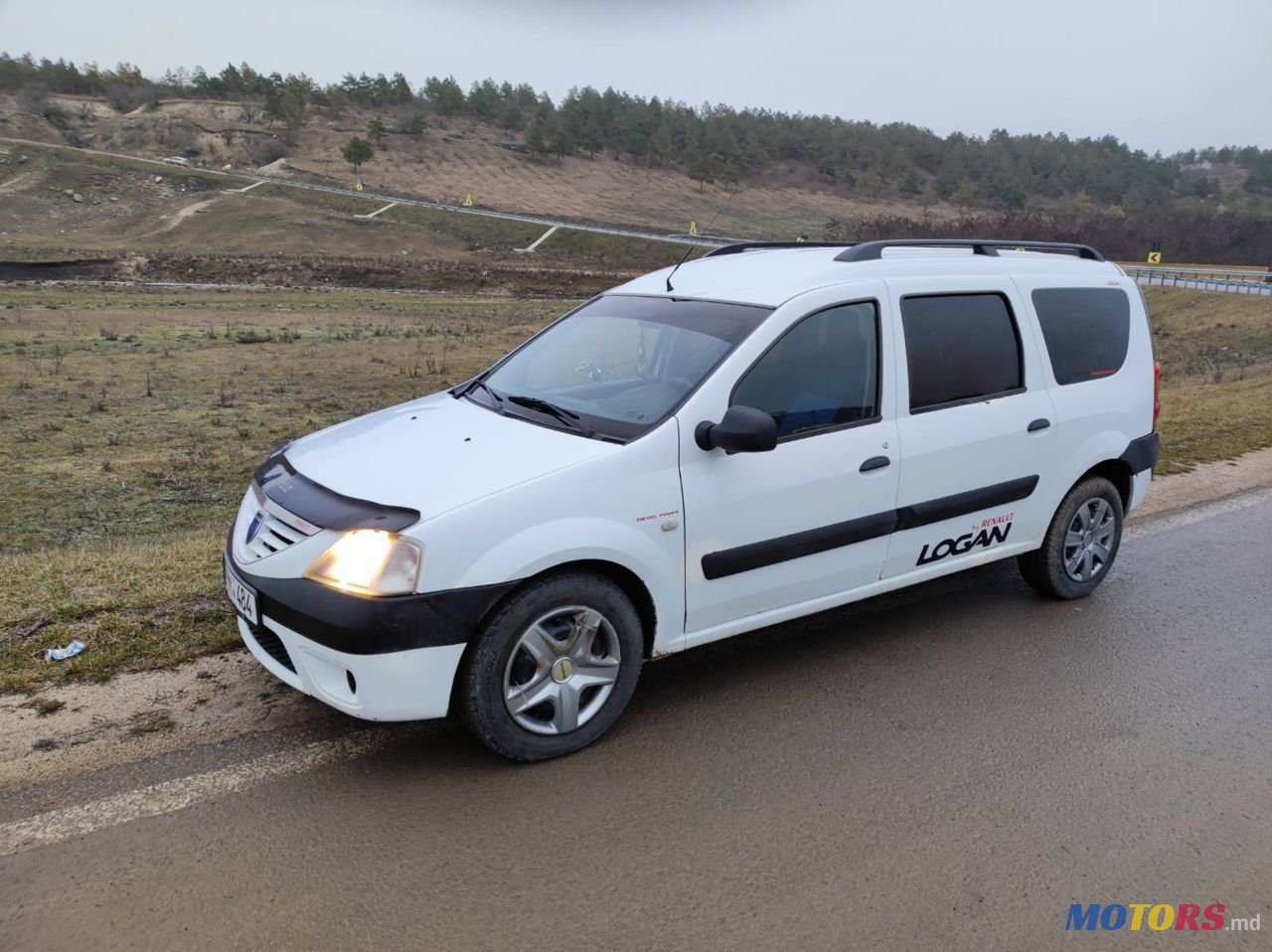 2007' Dacia Logan Mcv photo #5