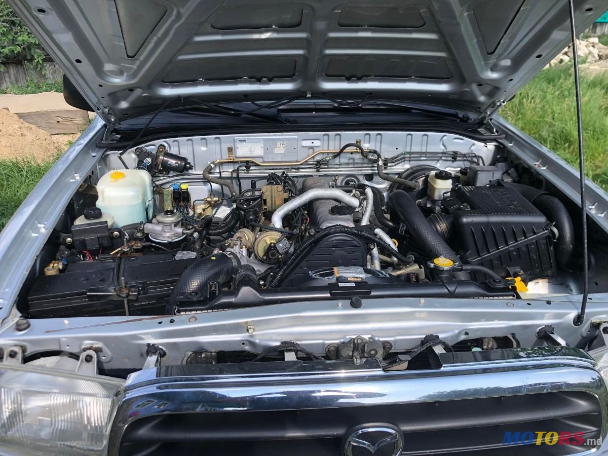 2002' Mazda BT-50 photo #3