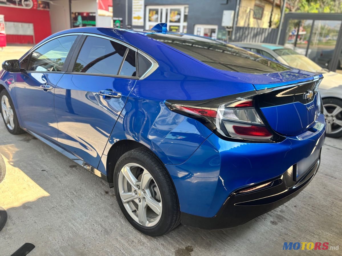 2017' Chevrolet Volt photo #5