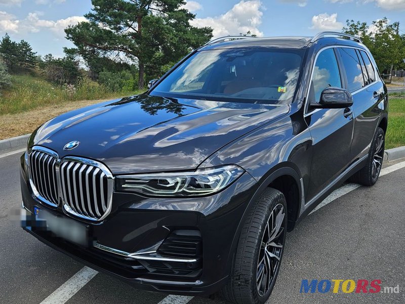 2022' BMW X7 photo #1