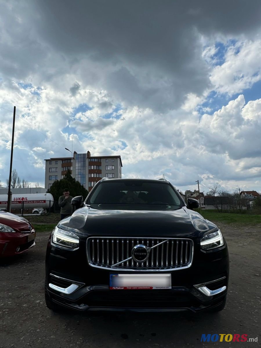 2021' Volvo XC90 photo #2