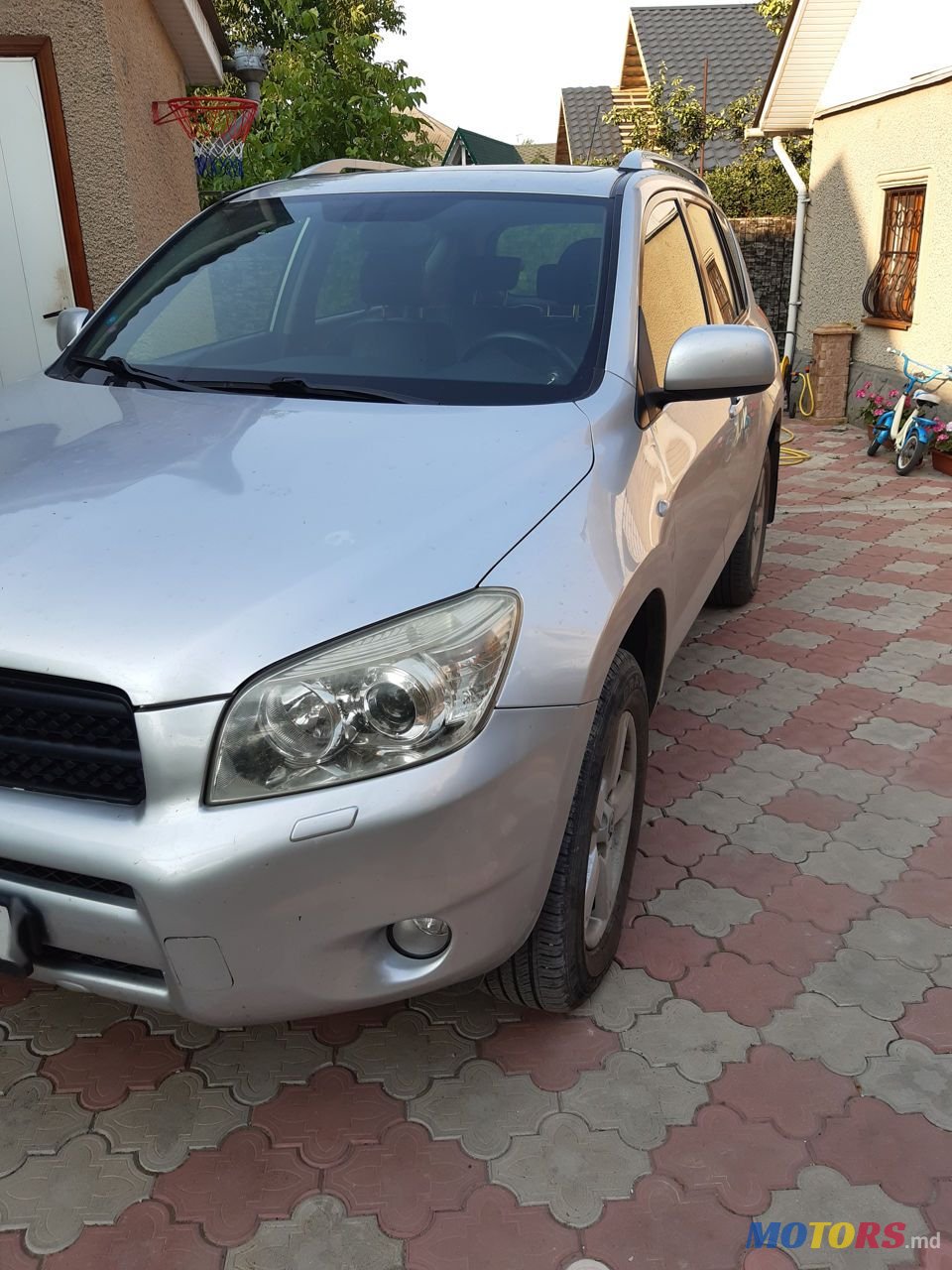 2007' Toyota RAV4 photo #1