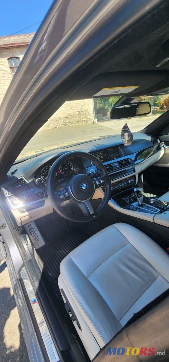2014' BMW 5 Series photo #4