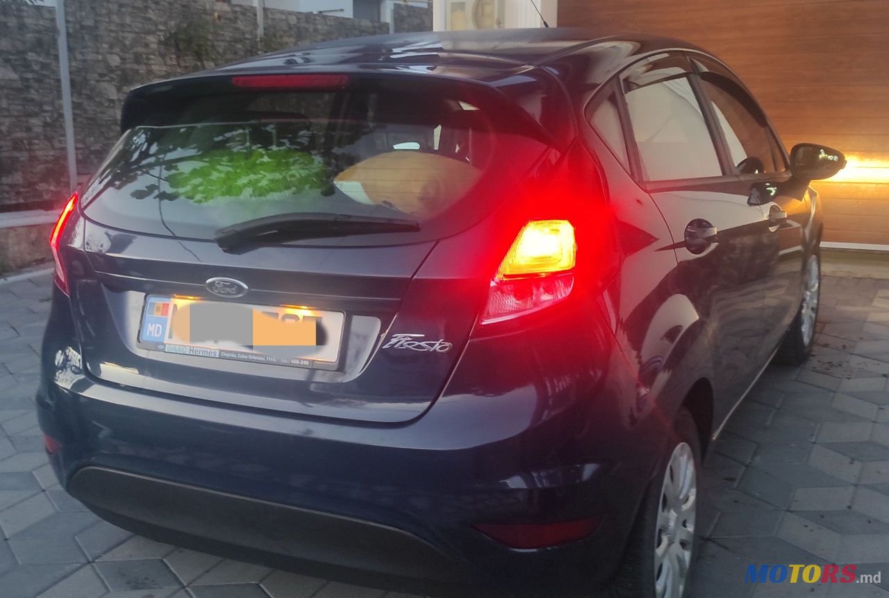 2016' Ford Fiesta photo #3