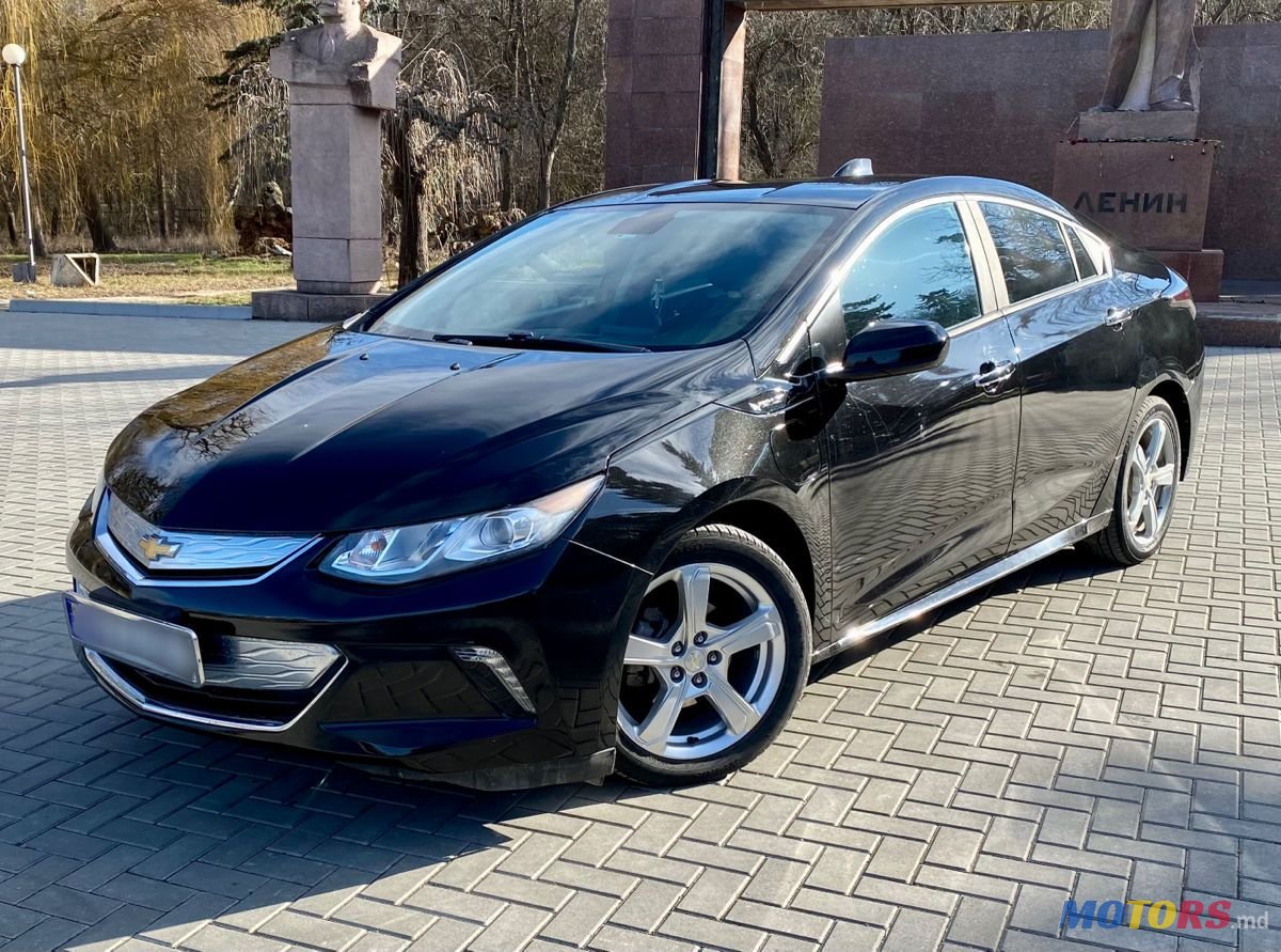 2017' Chevrolet Volt photo #1