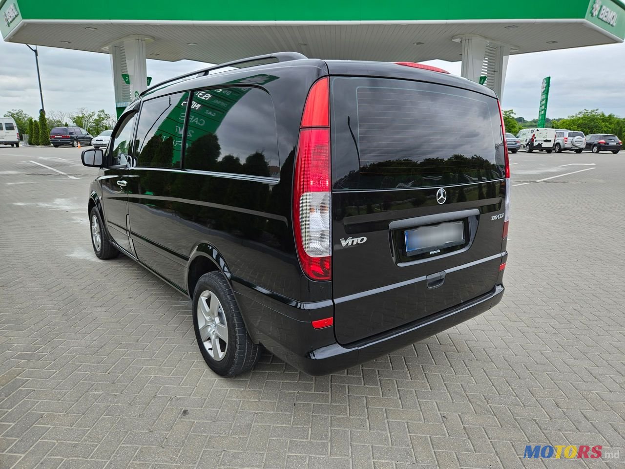 2012' Mercedes-Benz Vito photo #4