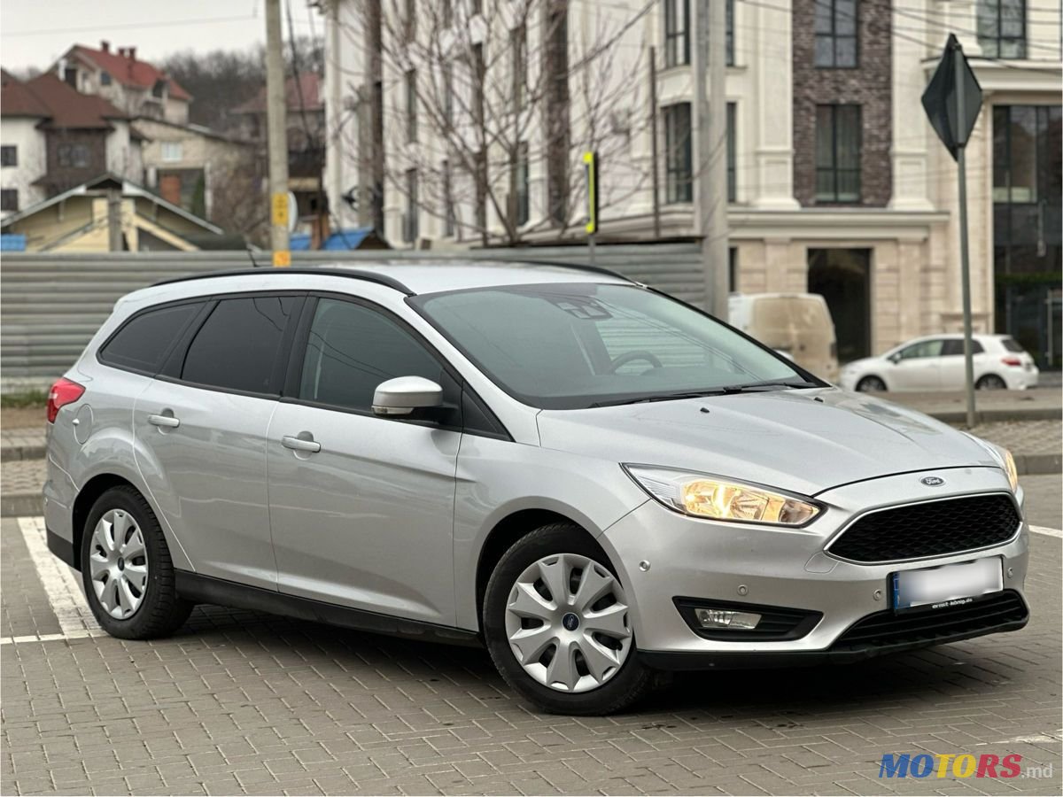 2015' Ford Focus photo #3