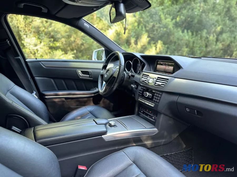 2013' Mercedes-Benz E-Class photo #6