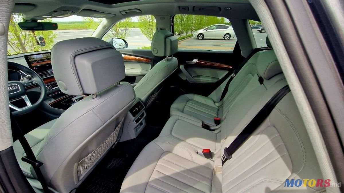 2022' Audi Q5 photo #6
