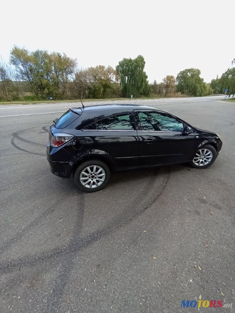 2006' Opel Astra photo #1