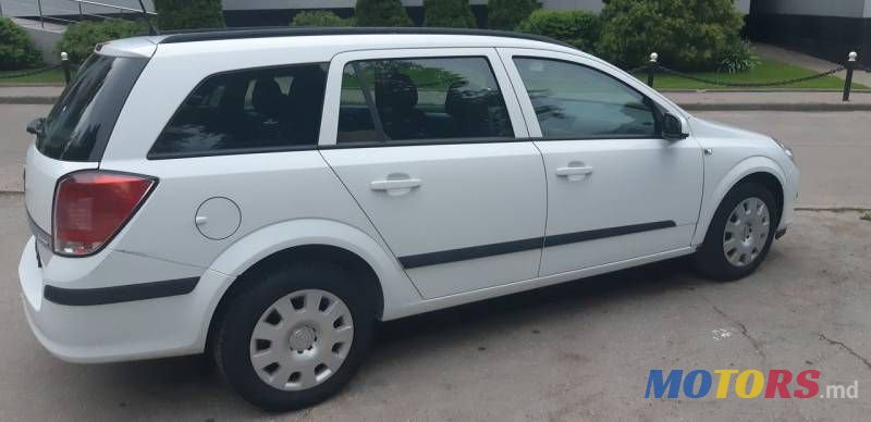 2006' Opel Astra photo #5