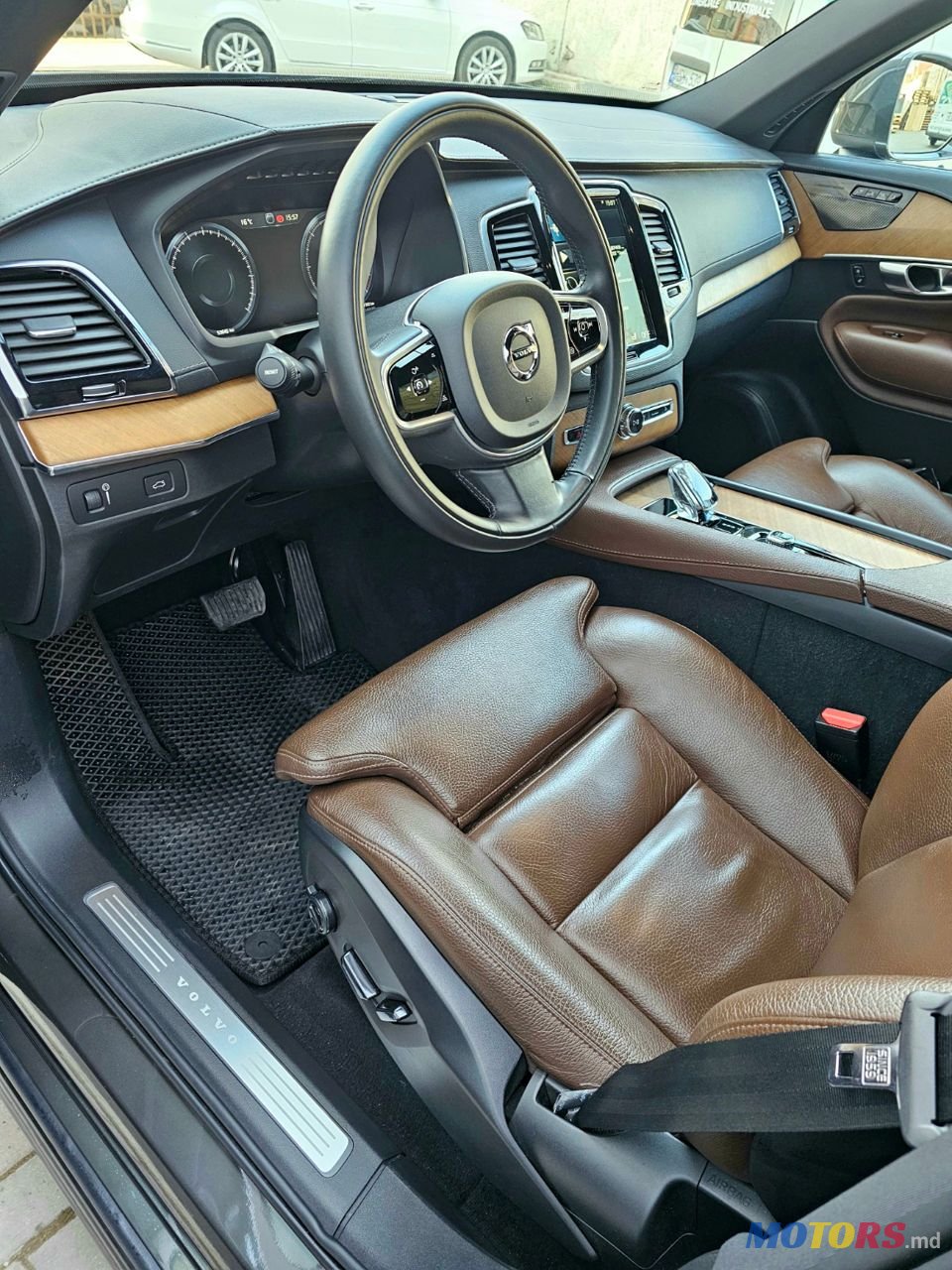 2021' Volvo XC90 photo #4