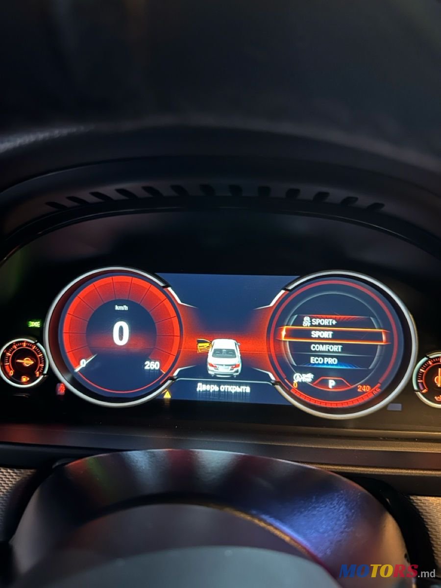 2016' BMW 5 Series photo #6