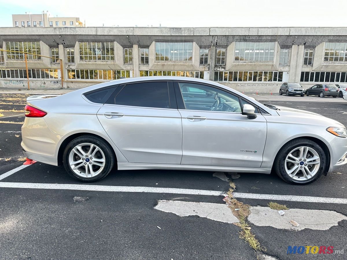 2017' Ford Fusion photo #4