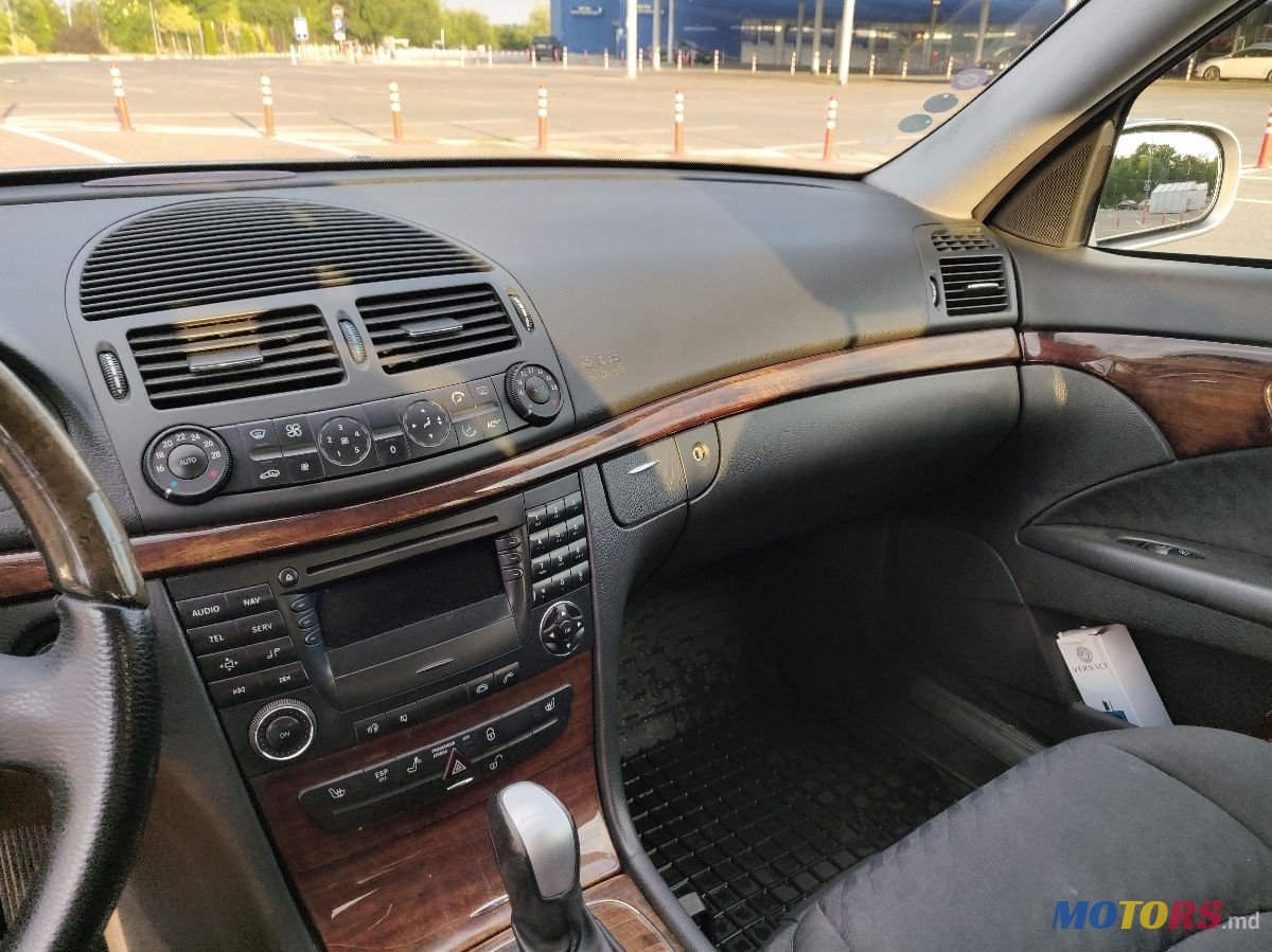 2003' Mercedes-Benz E-Class photo #5
