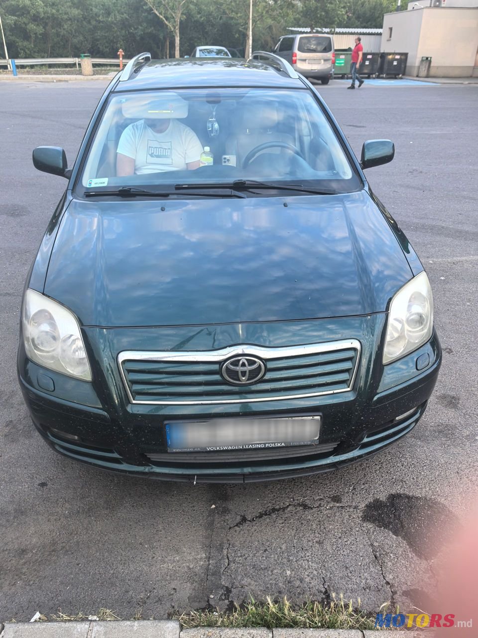 2005' Toyota Avensis photo #1