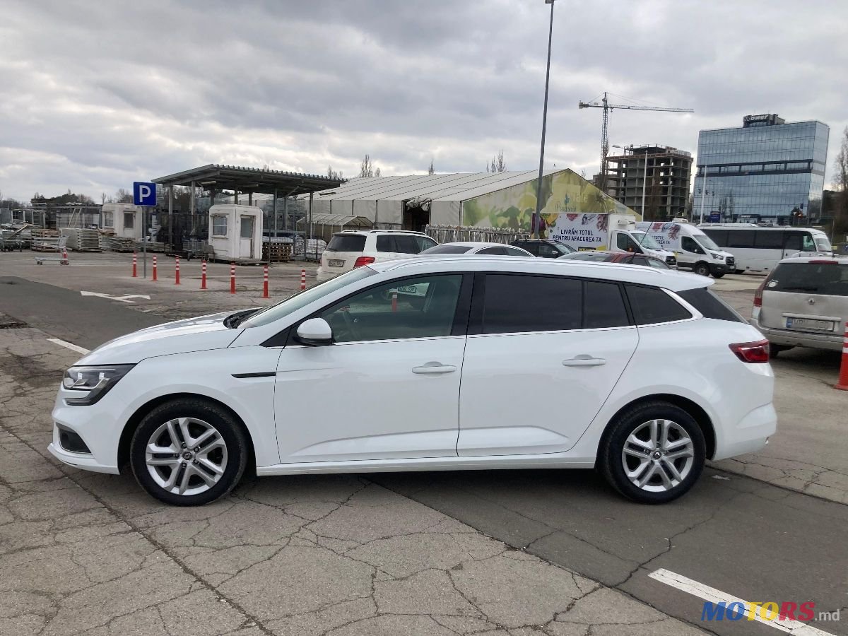 2020' Renault Megane photo #3