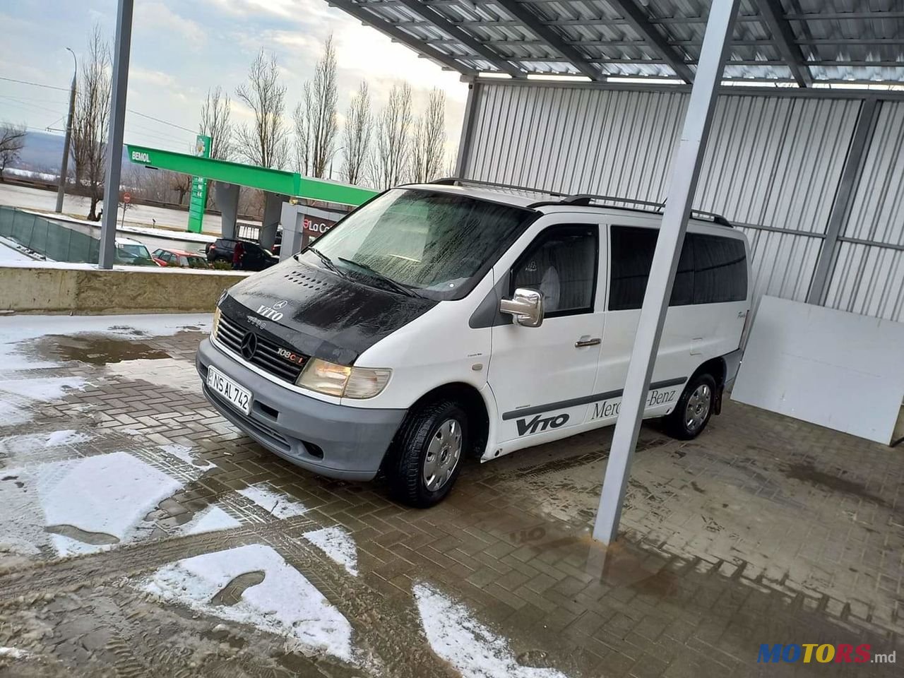 2001' Mercedes-Benz Vito photo #2