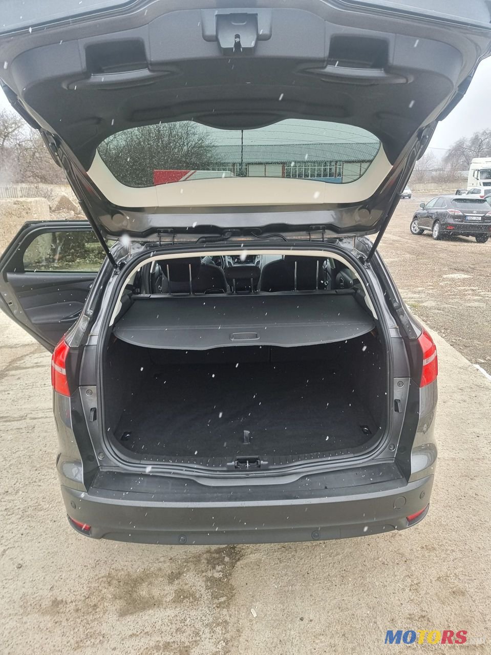 2015' Ford Focus photo #6