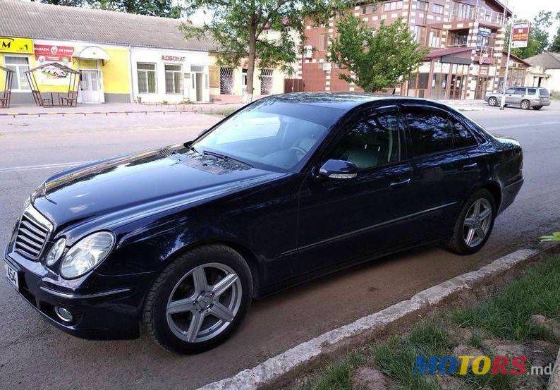 2007' Mercedes-Benz E photo #1