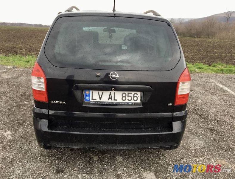 2004' Opel Zafira photo #3