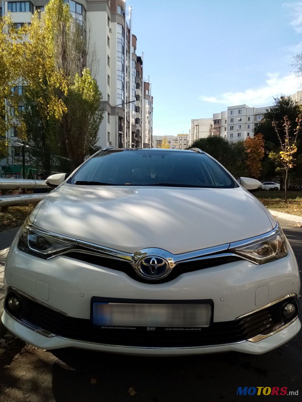 2015' Toyota Auris photo #1
