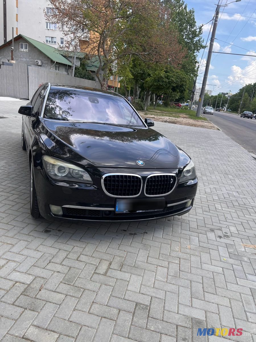2009' BMW 7 Series photo #2