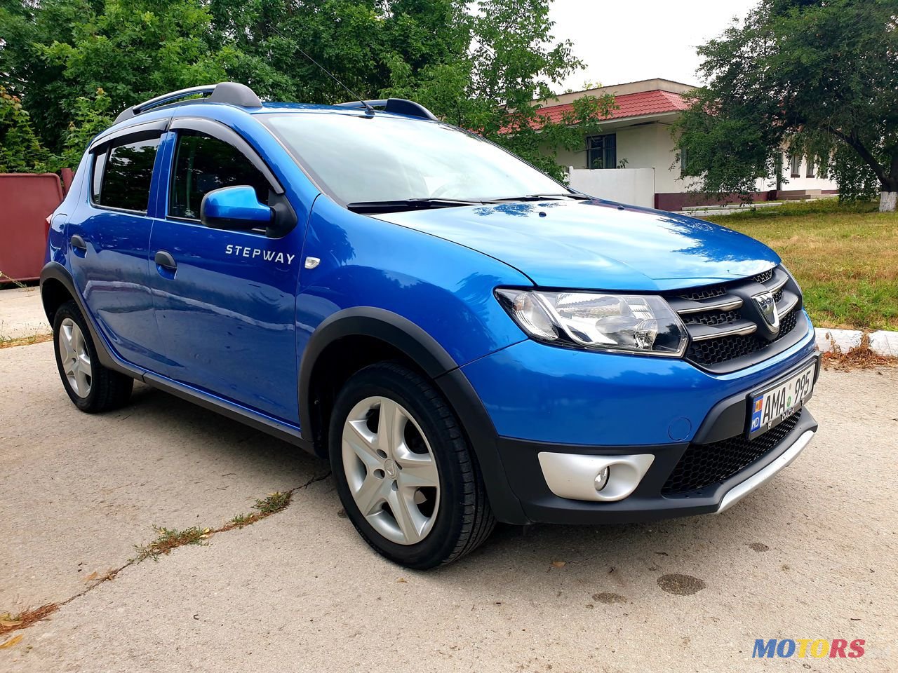 2013' Dacia Sandero Stepway photo #3