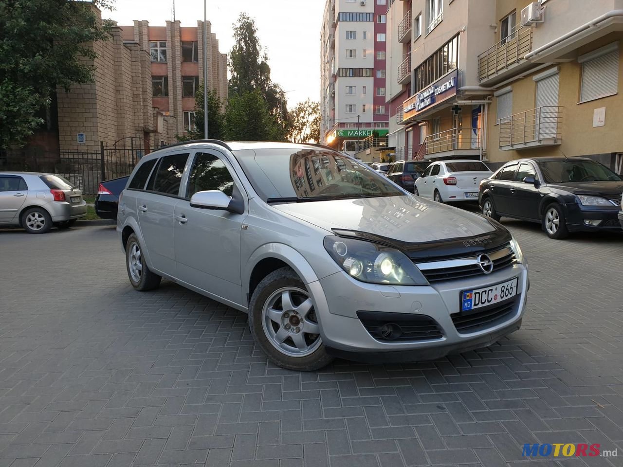 2006' Opel Astra photo #2