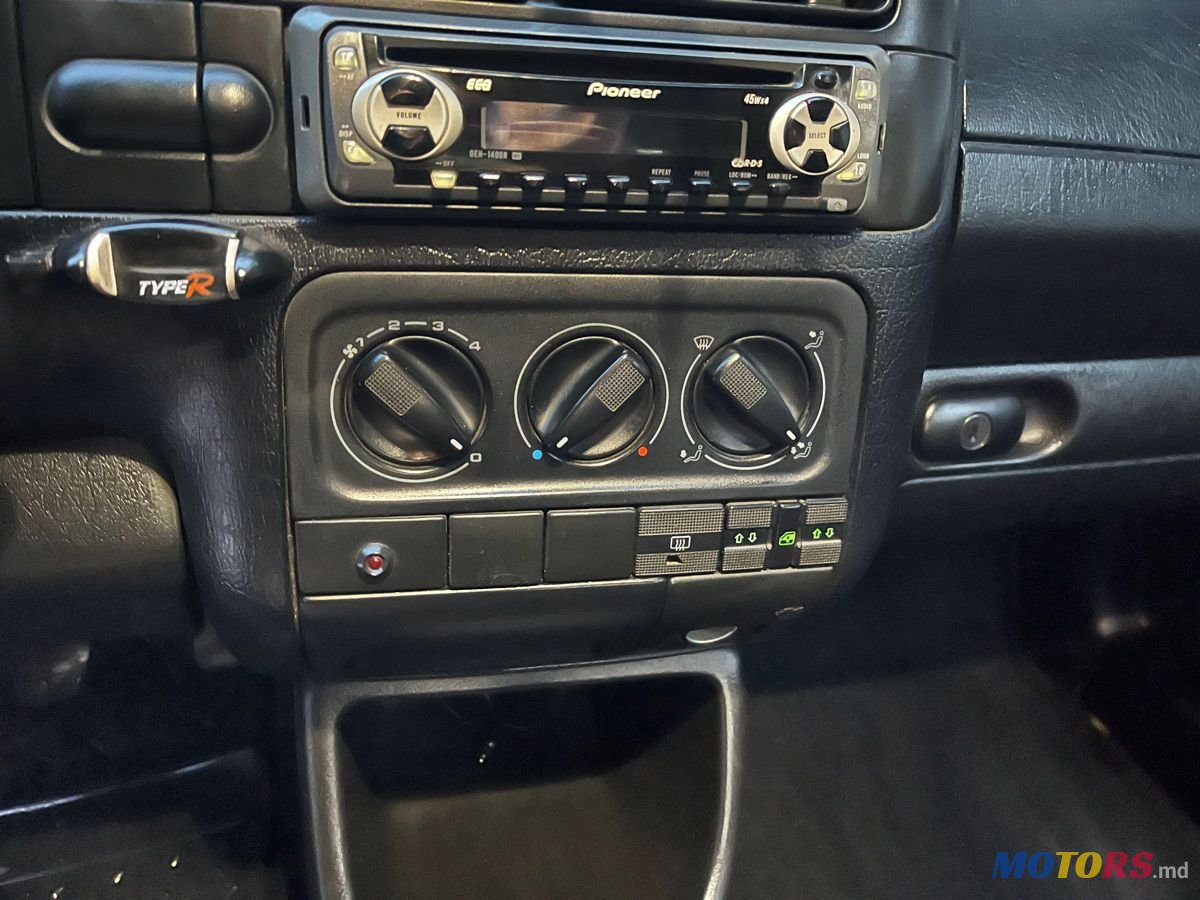 1998' Volkswagen Golf photo #2