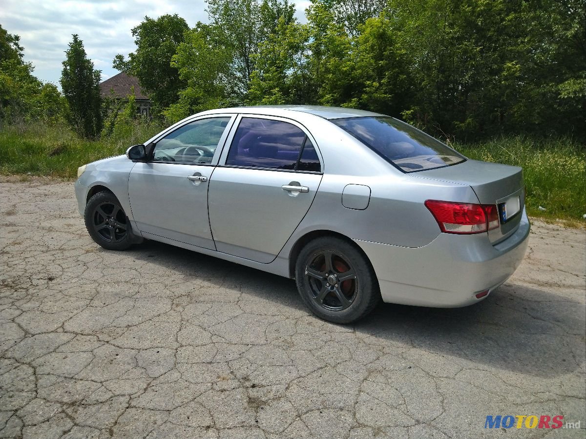 2010' BYD F3 photo #4