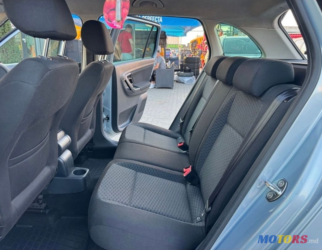 2010' Skoda Fabia photo #6