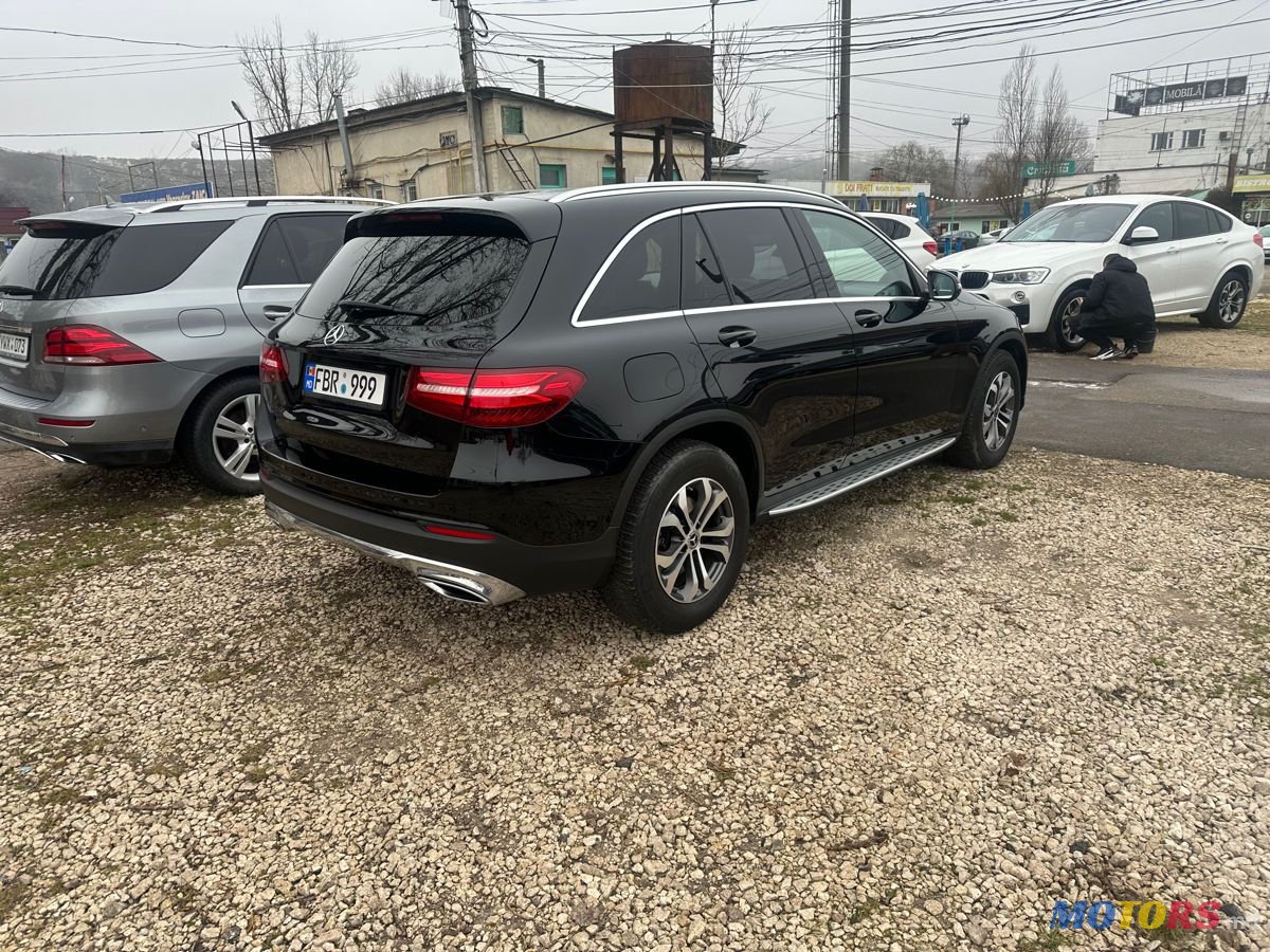 2018' Mercedes-Benz Glc photo #5