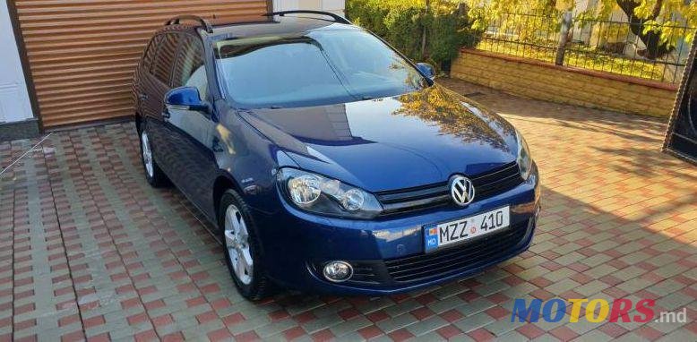 2013' Volkswagen Golf photo #2