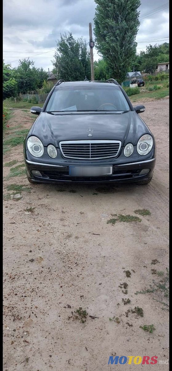 2003' Mercedes-Benz E-Class photo #1