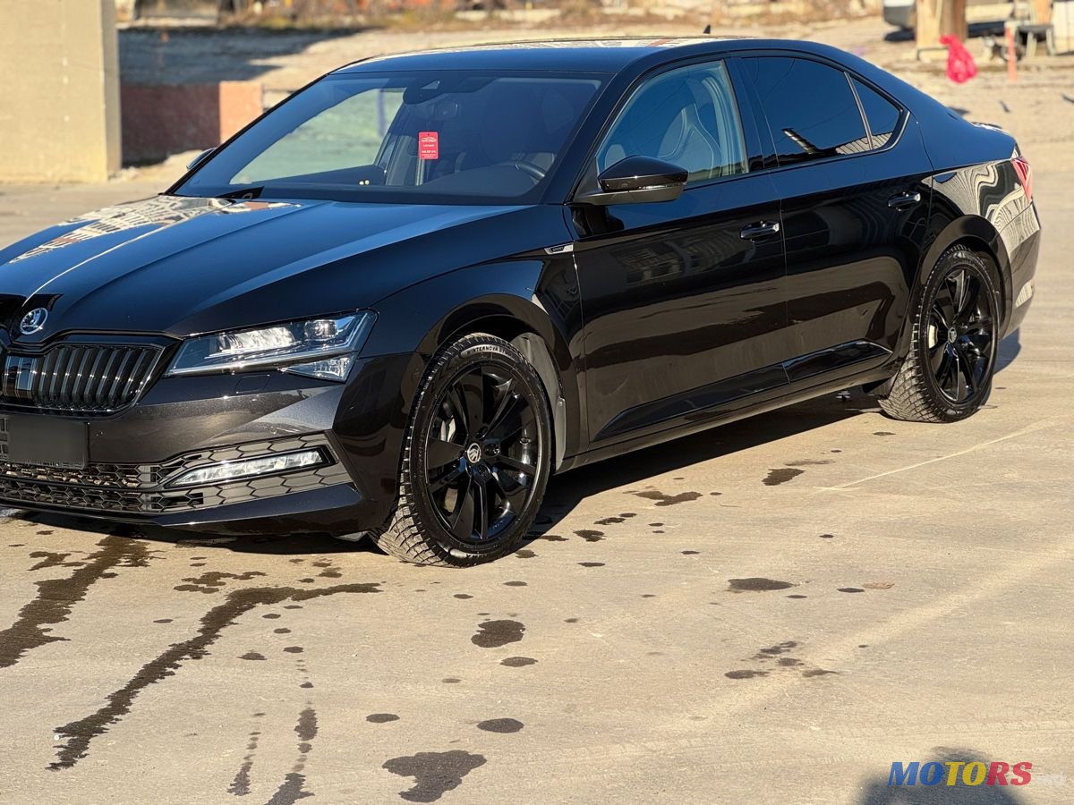 2020' Skoda Superb photo #3