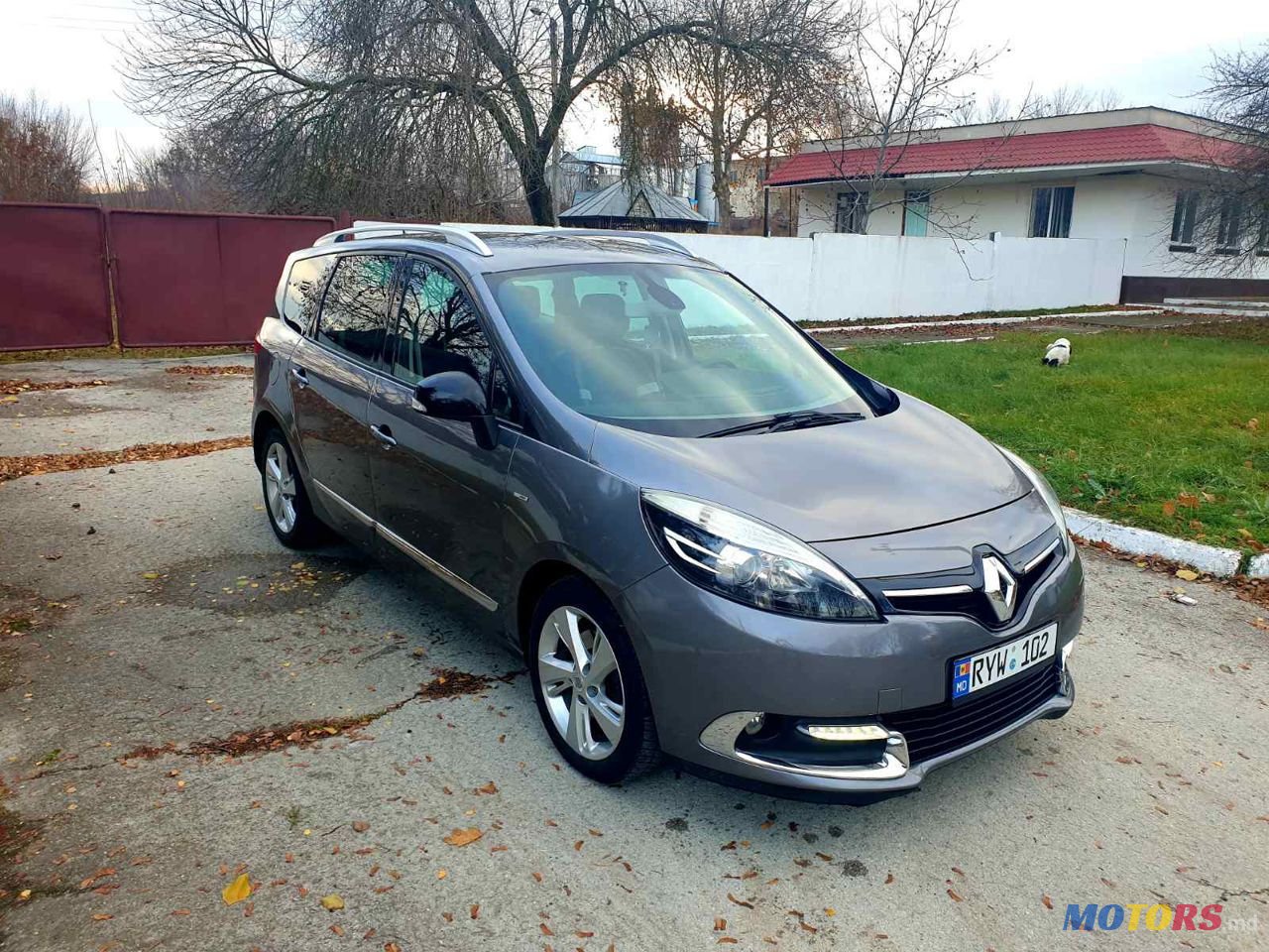 2013' Renault Grand Scenic photo #5