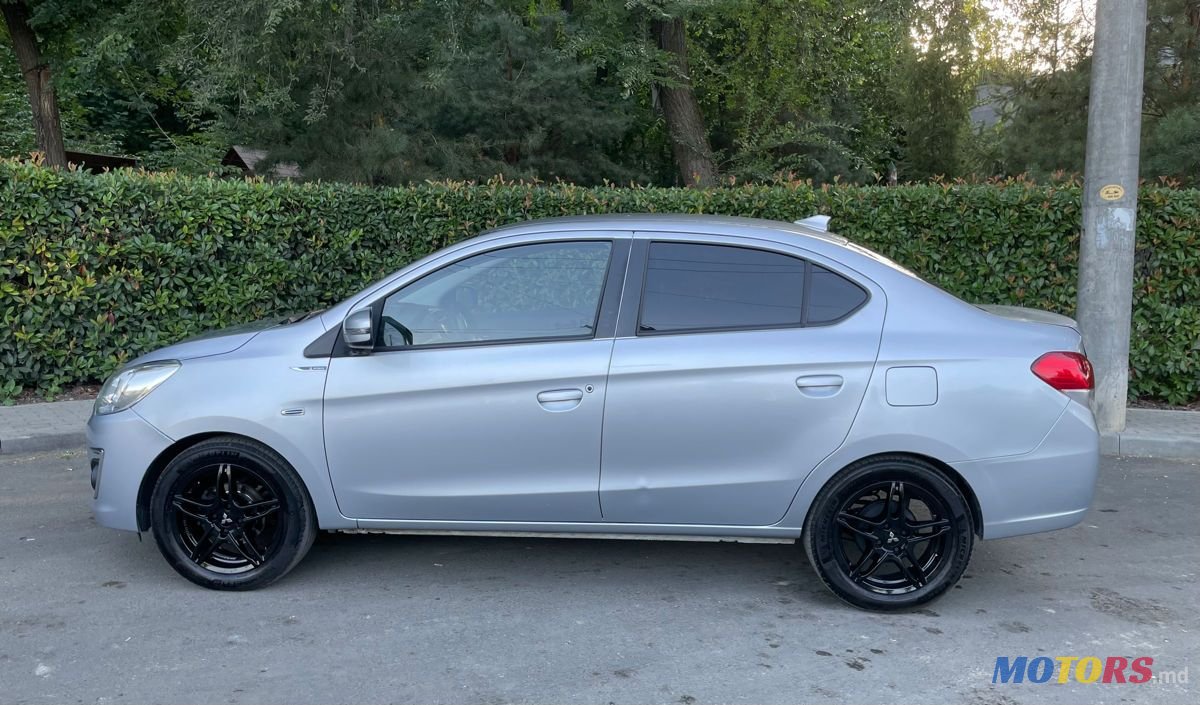 2016' Mitsubishi Attrage photo #4